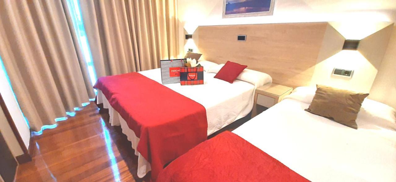 Hotel Nueva Plaza Maliaño Exteriör bild