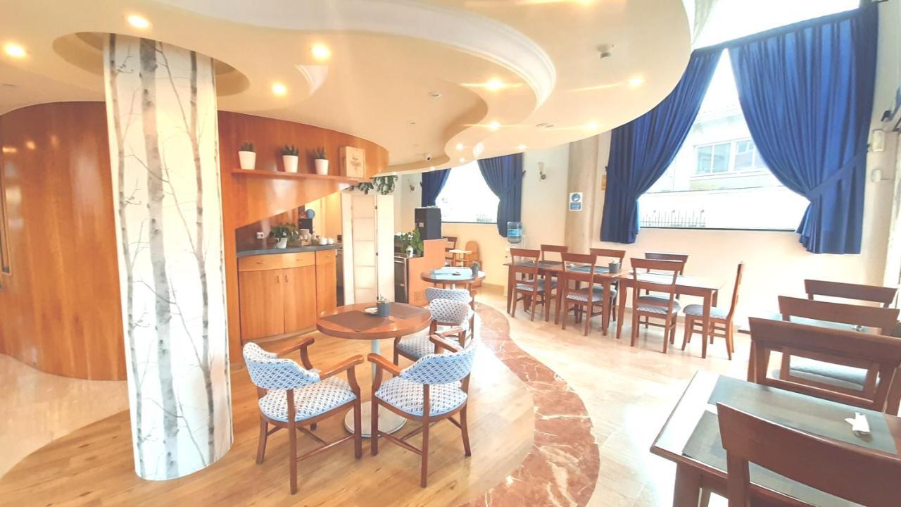 Hotel Nueva Plaza Maliaño Exteriör bild