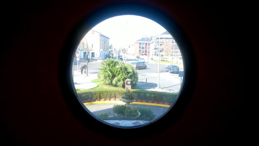 Hotel Nueva Plaza Maliaño Exteriör bild