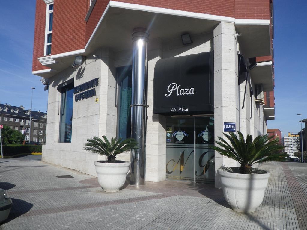 Hotel Nueva Plaza Maliaño Exteriör bild