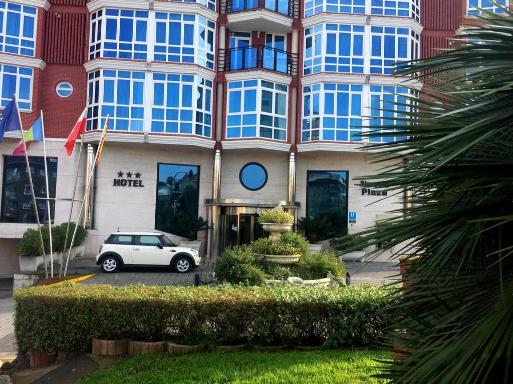 Hotel Nueva Plaza Maliaño Exteriör bild